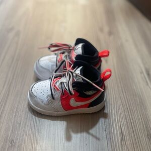 Air Jordan 1 mid se toddler